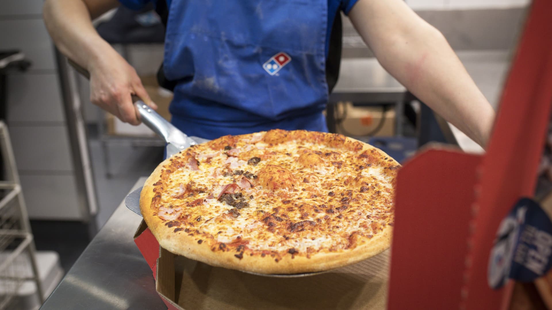 Domino's Pizza (DPZ) Q2 2022 earnings