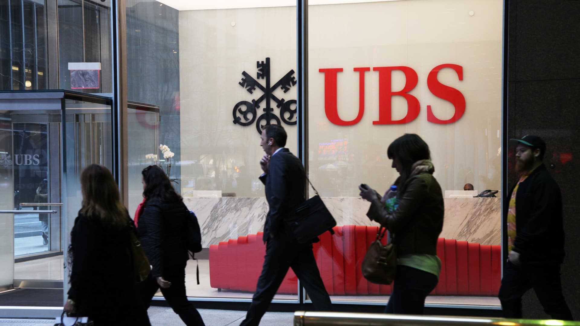 UBS misses second-quarter earnings expectations; CEO cites 'uncertain times'
