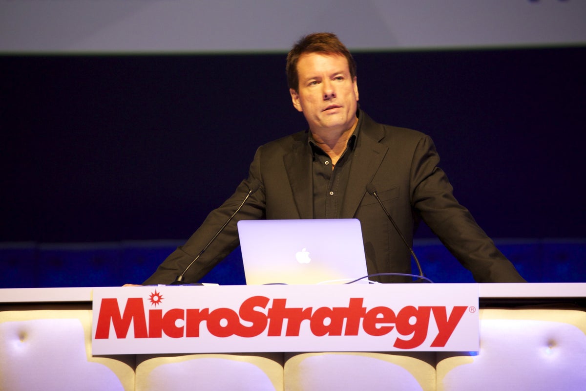 'Black Swan' Author Mocks MicroStrategy's Bitcoin Stance After CEO Michael Saylor Steps Down