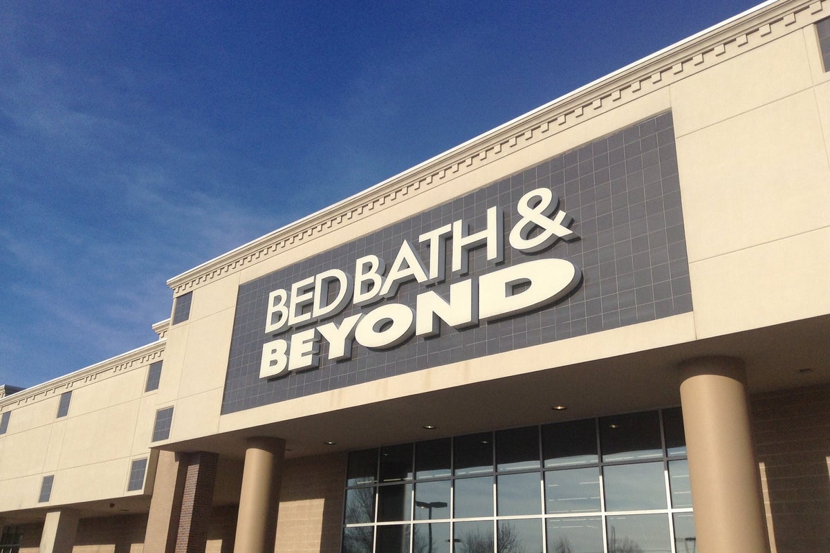 Why Bed Bath & Beyond Stock Is Plunging Today