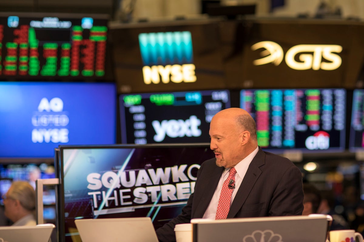 Jim Cramer Bashes Bed Bath & Beyond: How He Says Retailer Could 'Save Themselves,' But Would 'Rather Sink The Ship'