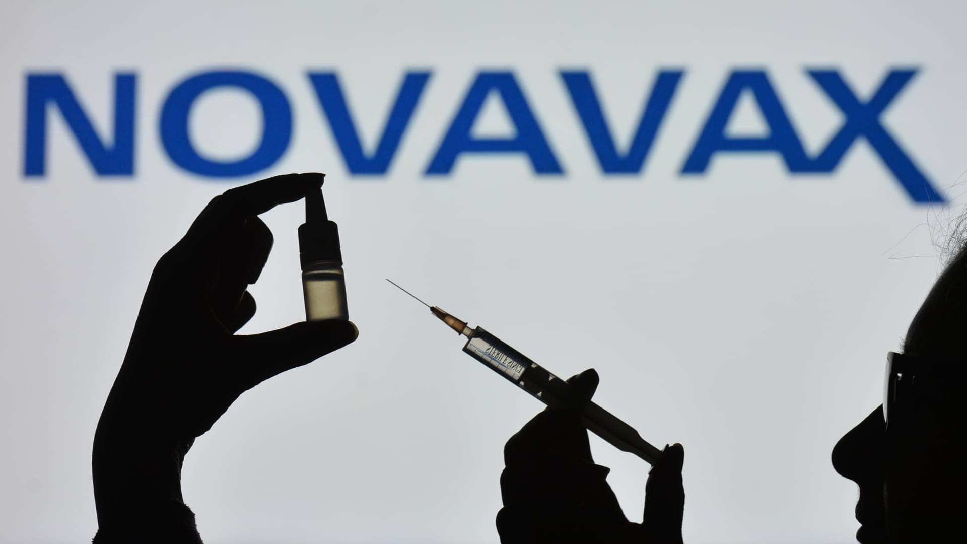 Novavax cuts revenue guidance in half, stock tanks in extended trading