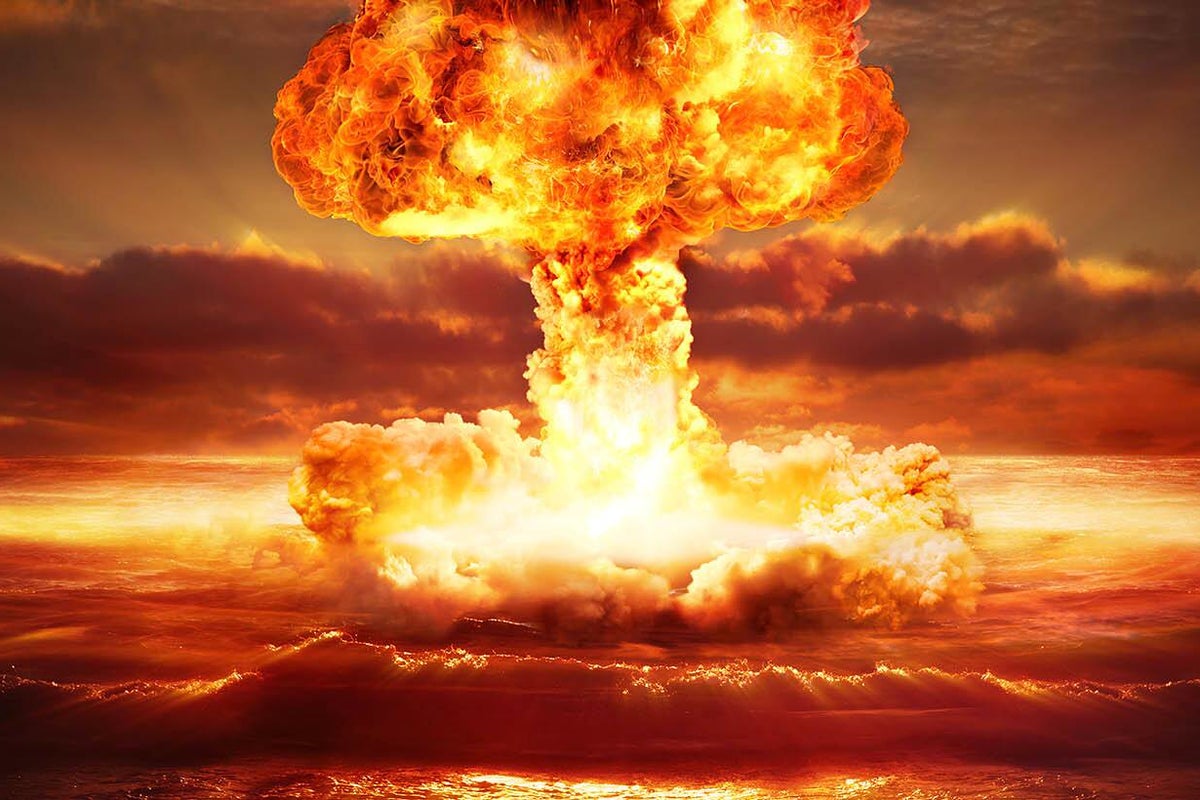 'Holy Sh*t!': Palantir CEO Says Risk Of Nuclear War Is 20%-30% - Palantir Technologies (NYSE:PLTR)