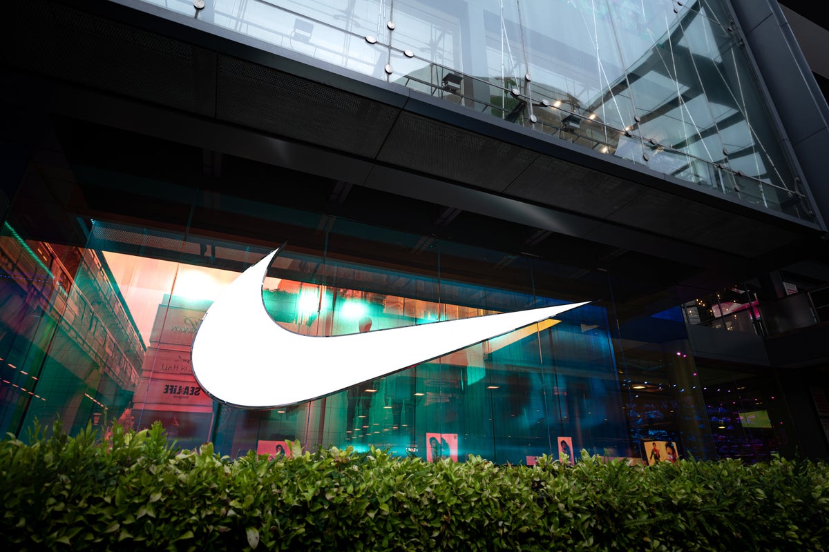 Nike Stock Is Down 40% This Year Despite Strong Performance: What Will Today's Earnings Call Reveal? - Nike (NYSE:NKE)