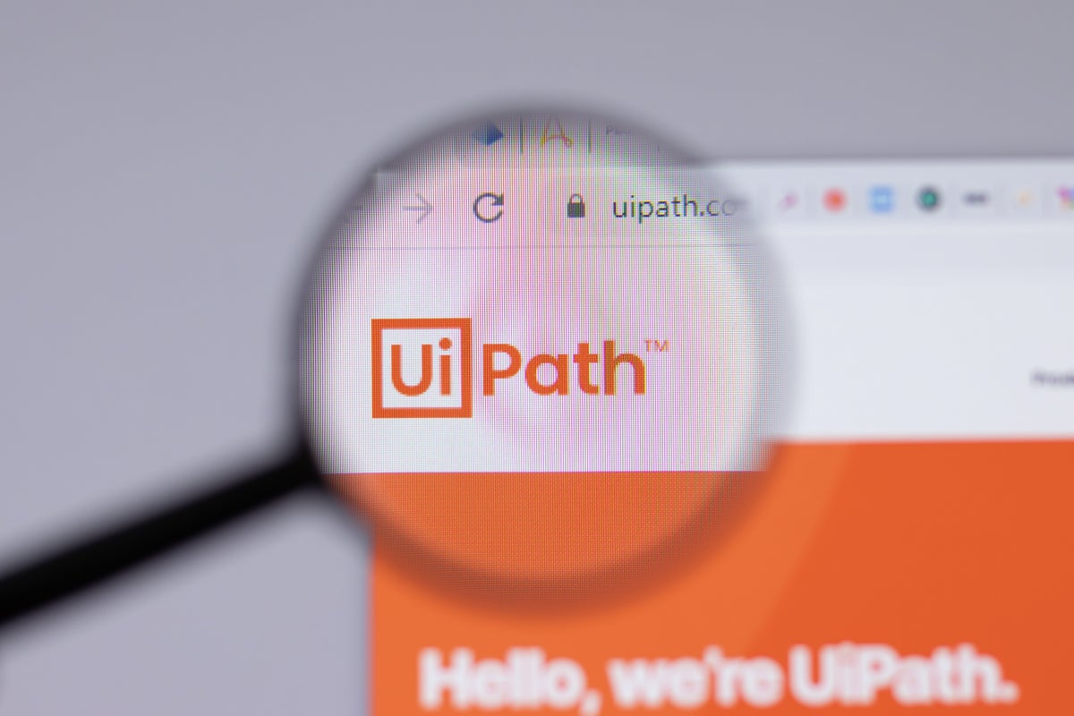 Cathie Wood Loads Up $12M In Shares Of Software Company Day After It Announced Collaboration With Microsoft - UiPath (NYSE:PATH)