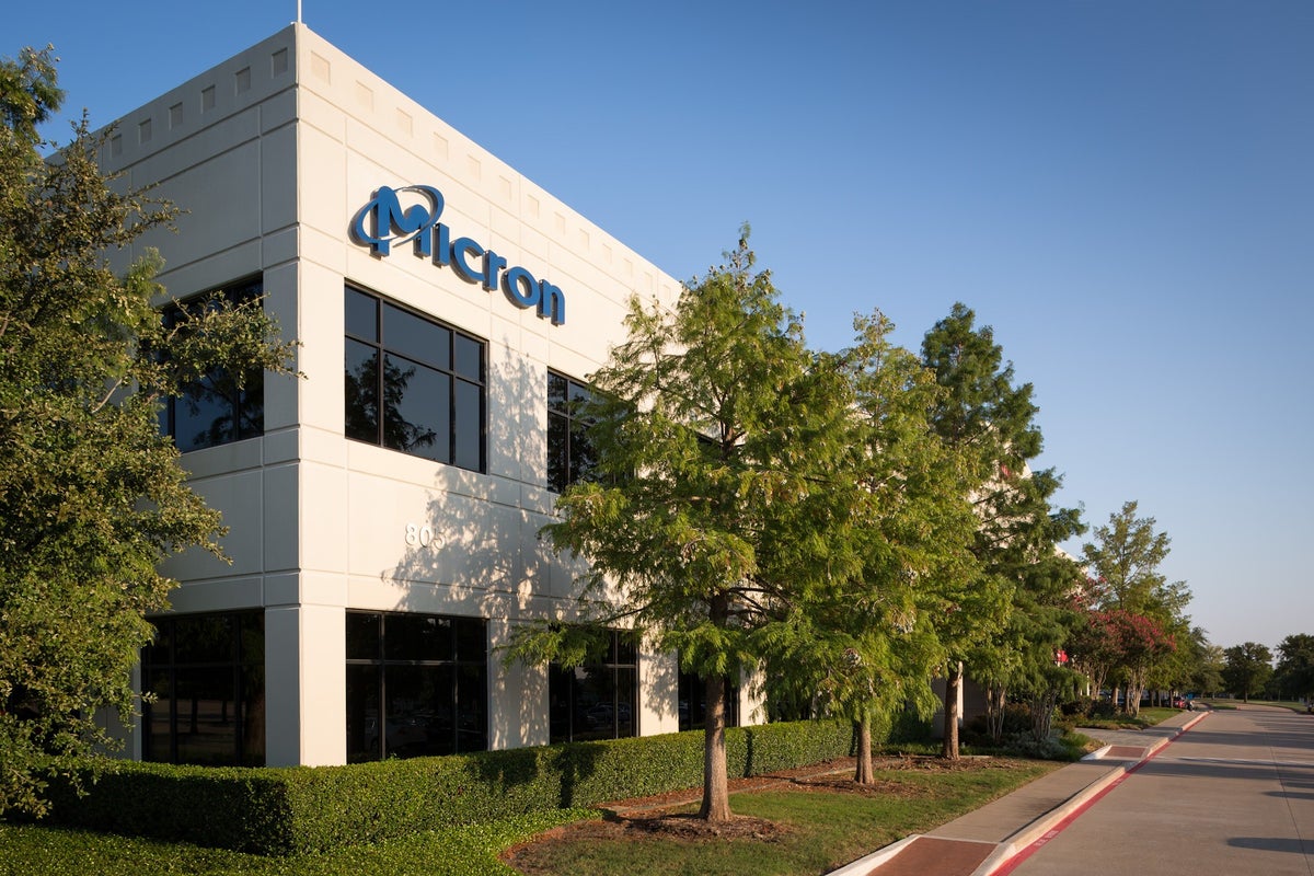 What's Going On With Micron Stock Today? - Micron Technology (NASDAQ:MU)