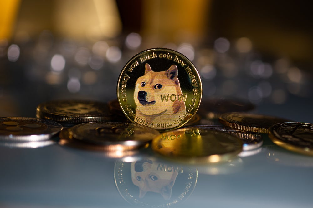 Dogecoin Rally Intact Even As Bitcoin, Ethereum Turn Red: Analyst Says Crypto Markets 'Indeed Waking Up' - Bitcoin (BTC/USD), Ethereum (ETH/USD), Dogecoin (DOGE/USD)