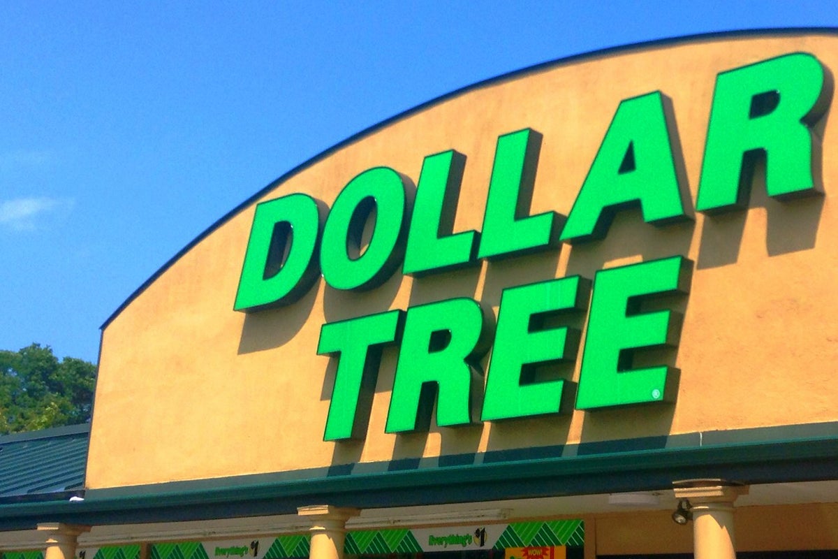 Dollar Tree Shares Are Sliding: What's Going On? - Dollar Tree (NASDAQ:DLTR)