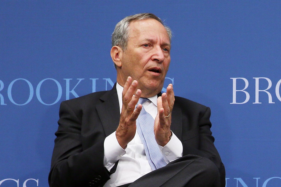 Larry Summers Thinks Economic Forecasts Are Like Airports: 'They Say It's Leaving At 7:30. Then They Say...' - Vanguard Total Bond Market ETF (NASDAQ:BND), SPDR S&P 500 (ARCA:SPY)