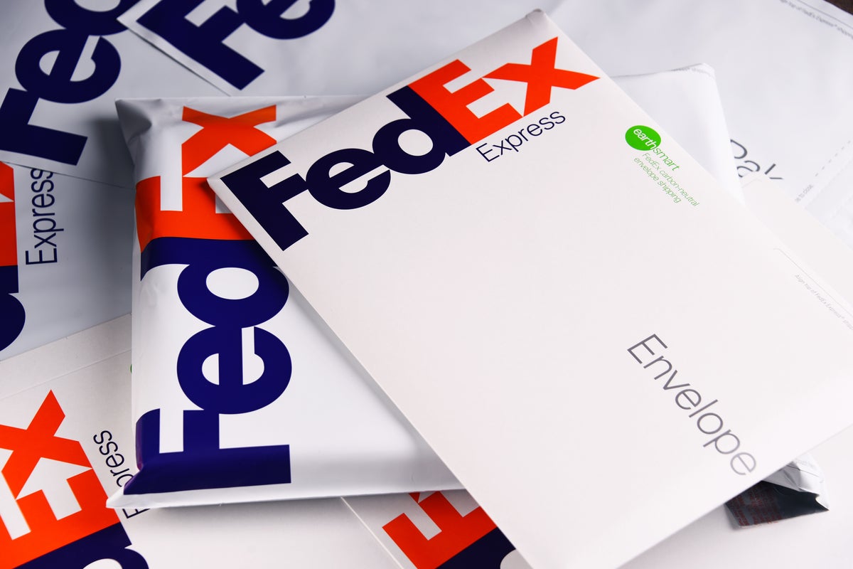 FedEx Investors Push Buy Button After Q2 Earnings Beat: How PreMarket Prep Nailed The Stock Move - FedEx (NYSE:FDX)