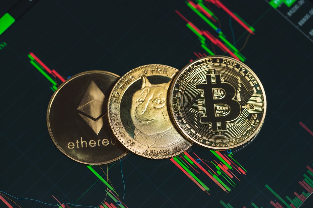 Bitcoin, Ethereum Hold Up, Dogecoin Falls Amid Risk-Off Sentiment: Trader Pencils Key Level For Apex Crypto To Cross $17K - Bitcoin (BTC/USD), Ethereum (ETH/USD), Dogecoin (DOGE/USD)