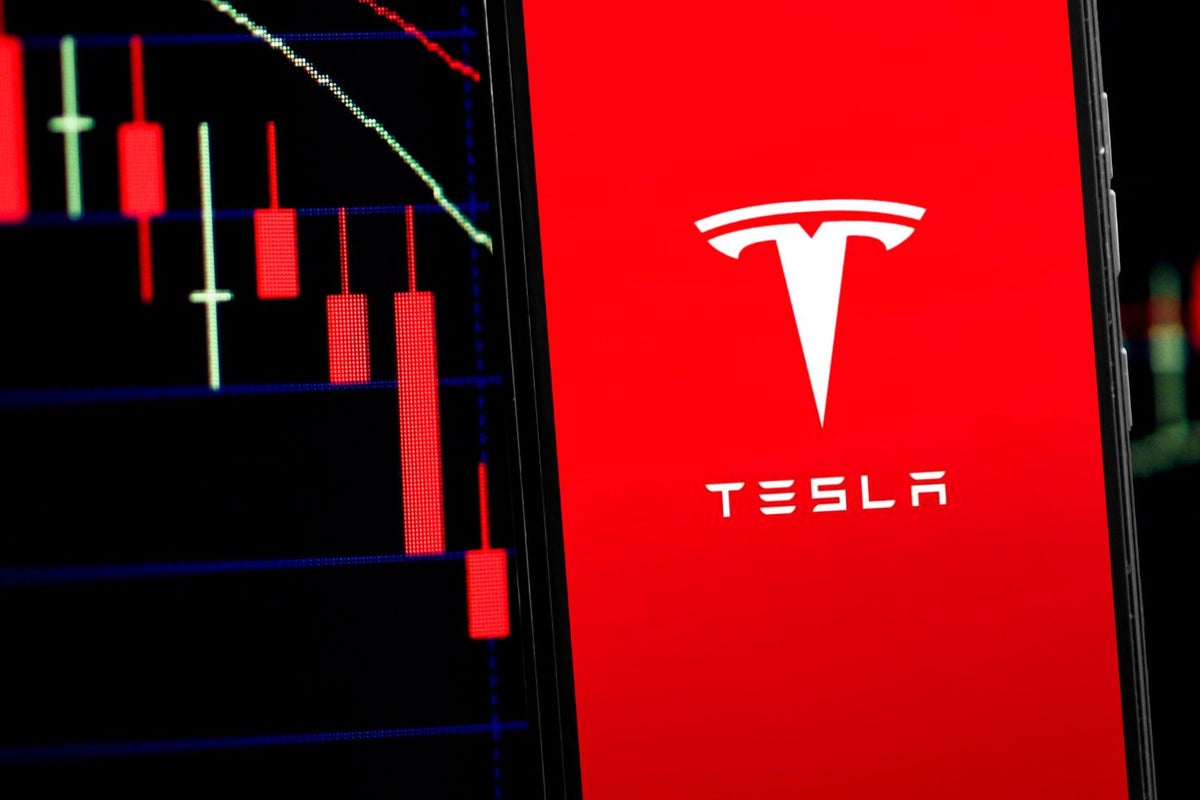 Tesla Will Have A 'Knockdown' 2023, But This Vehicle Alone Has Potential To Restart Delivery Growth: Analyst - Tesla (NASDAQ:TSLA)