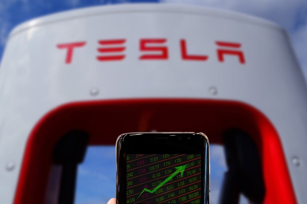 Cathie Wood's ARK Invest Loads Up $3M In Tesla Amid Stock Surge, Trims Stake In Xpeng - XPeng (NYSE:XPEV), Tesla (NASDAQ:TSLA)
